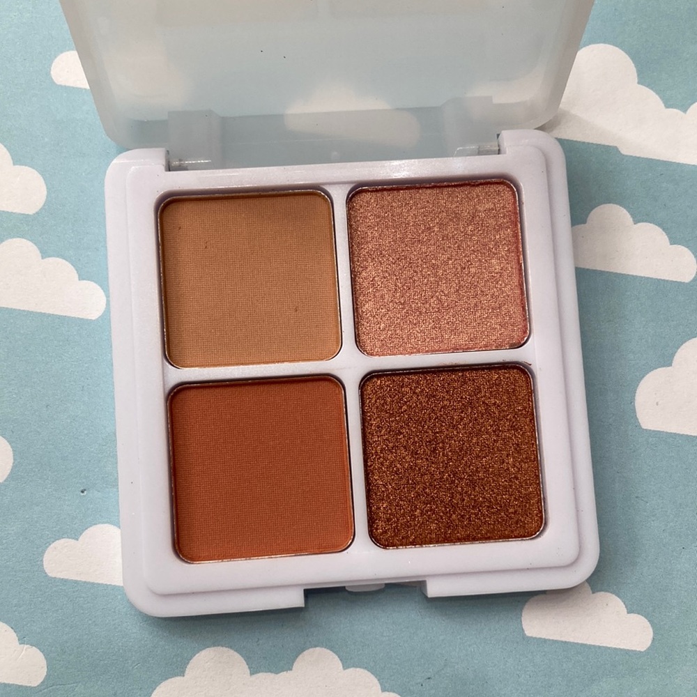 Floss Eyeshadow Palette
